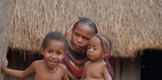 Explore Suku Dani Papua Pegunungan – Andrew Kalaweit Explore Suku Dani Papua Pegunungan - Andrew Kalaweit